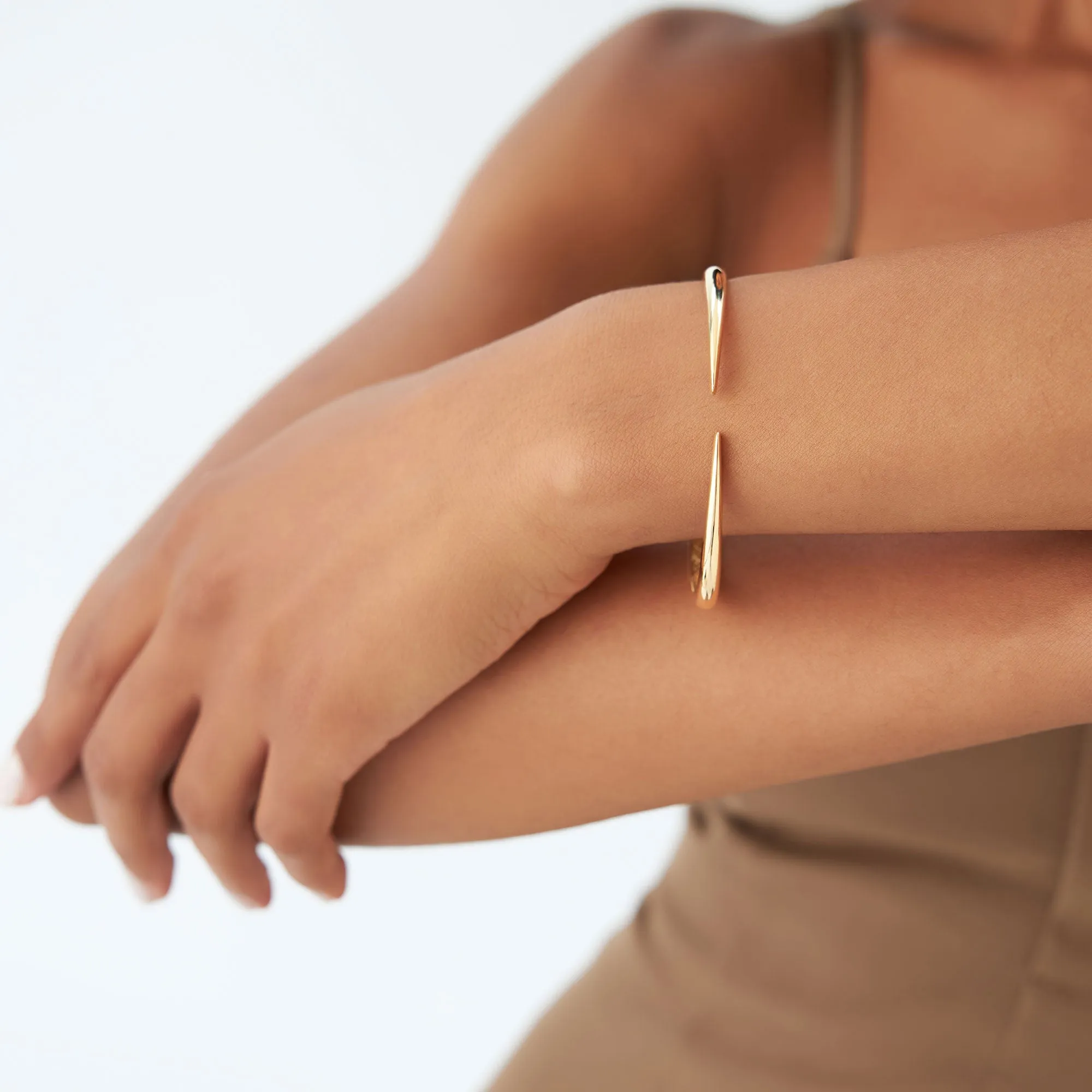 14k Gold Claw Cuff Bangle Bracelet