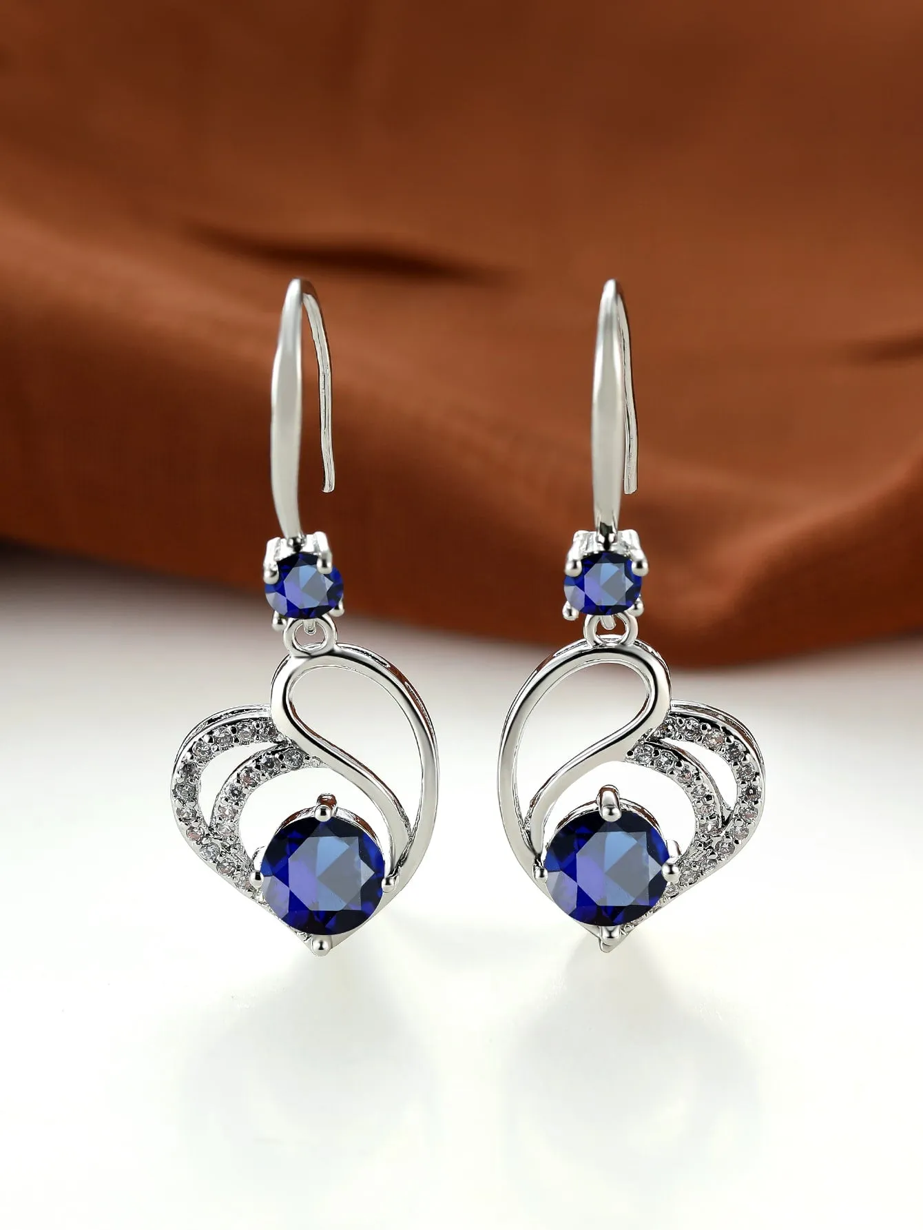 A Crystal Clear and Exquisite Silver Color Heart Shaped Earrings for Women