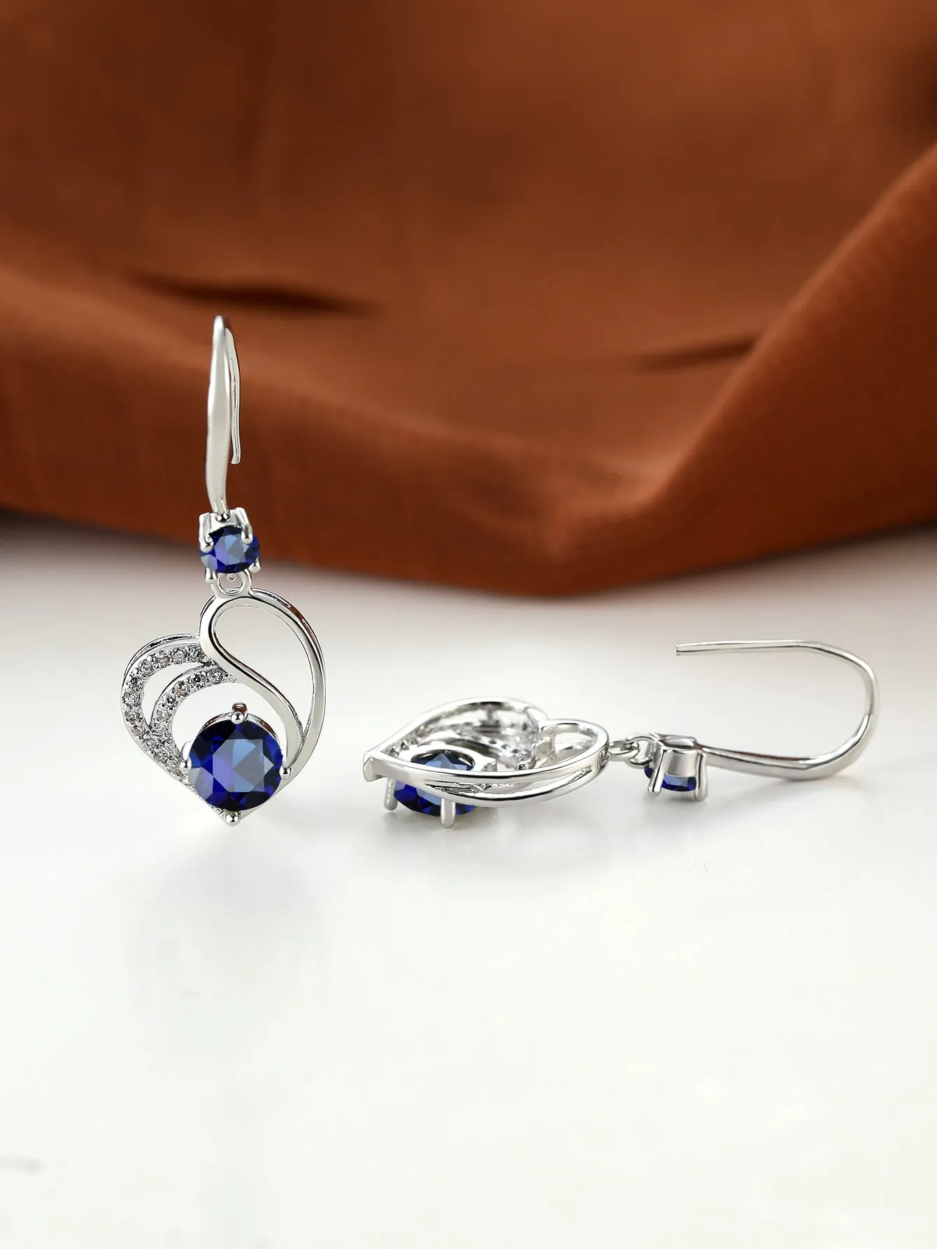 A Crystal Clear and Exquisite Silver Color Heart Shaped Earrings for Women