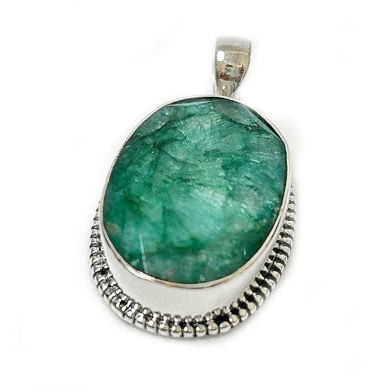 Arjun Emerald Quartz Boho Pendant