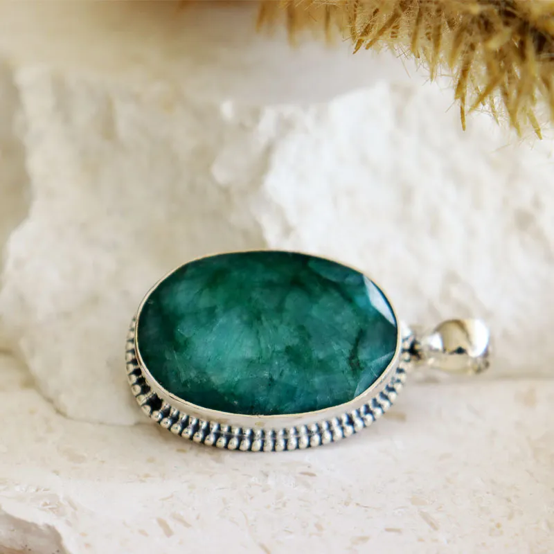 Arjun Emerald Quartz Boho Pendant