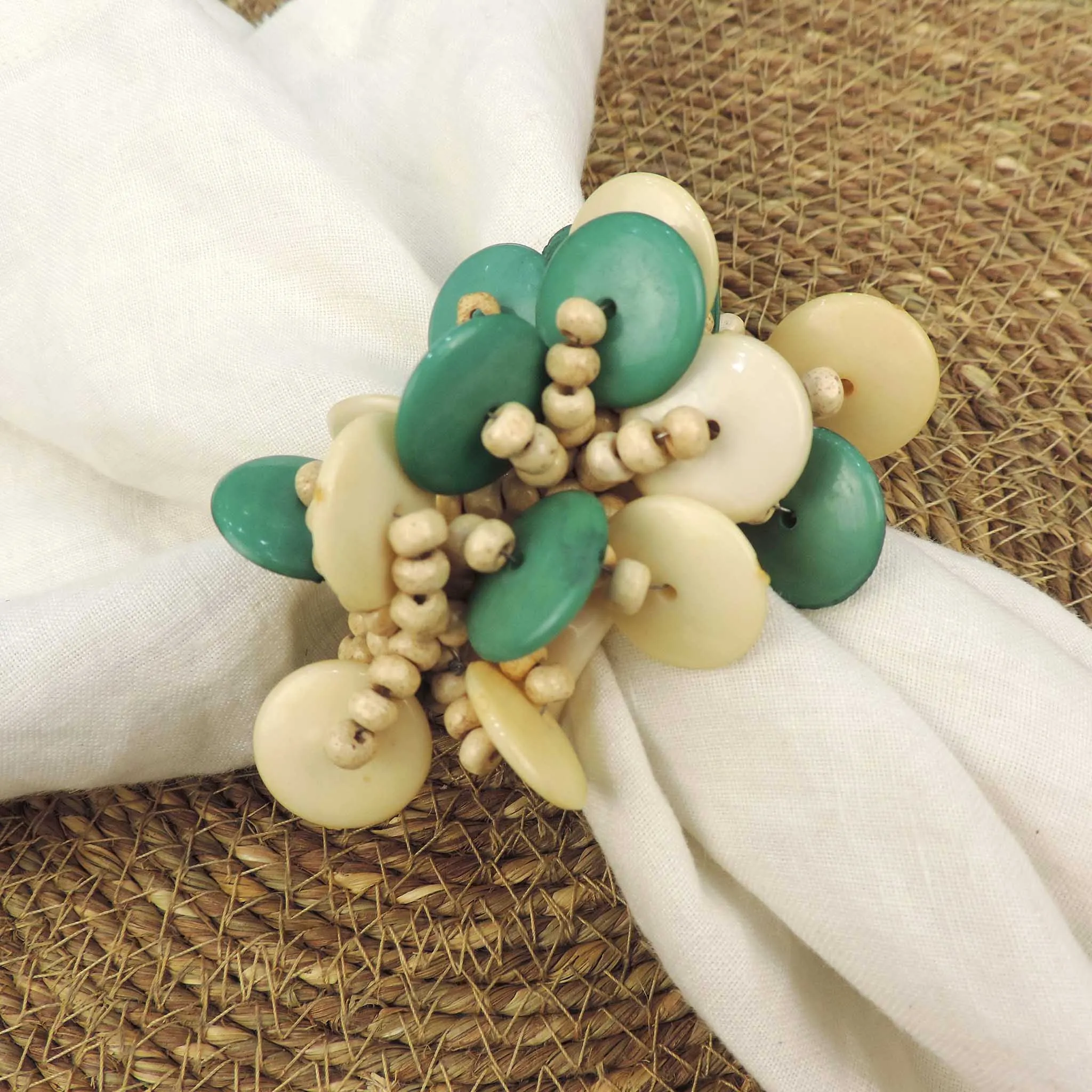 Coin Cluster Napkin Ring in Cream & Green, Set of 4