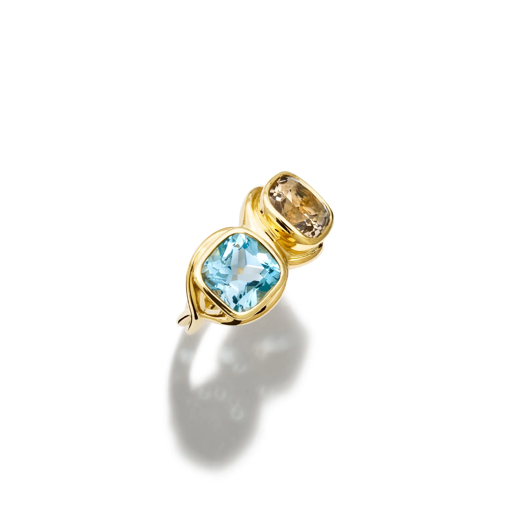 Confucius Ring 18ct Yellow Gold - Blue Topaz & Smoky Quartz