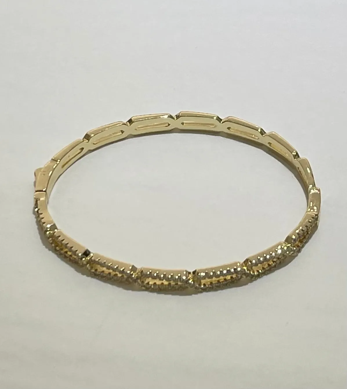 Dearlt Dainty Gold Rhinestones Bangle