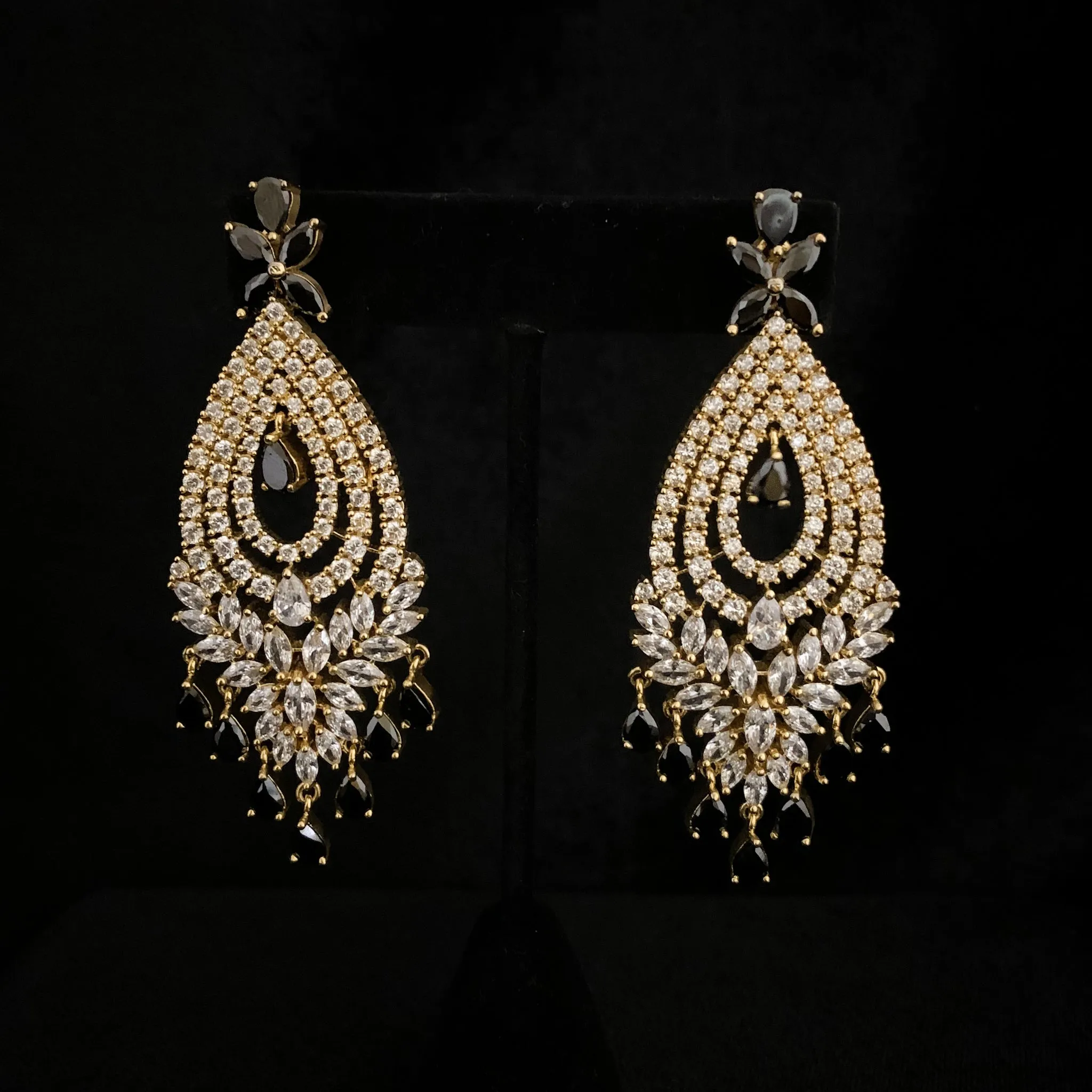 Exquisite Black and white Zircon (CZ) stone Earring