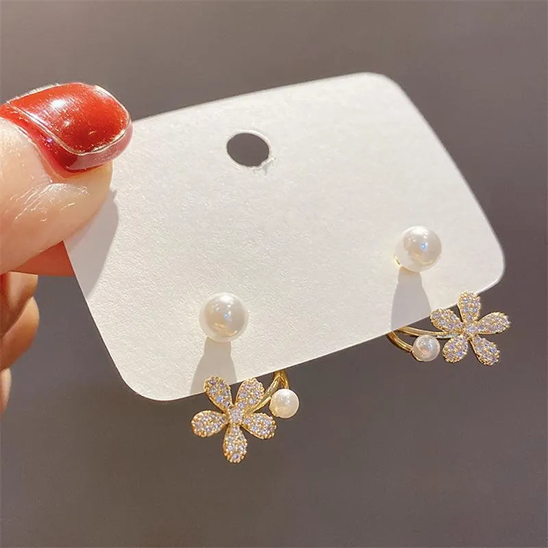 Fabufabu Pearl Flower Earrings