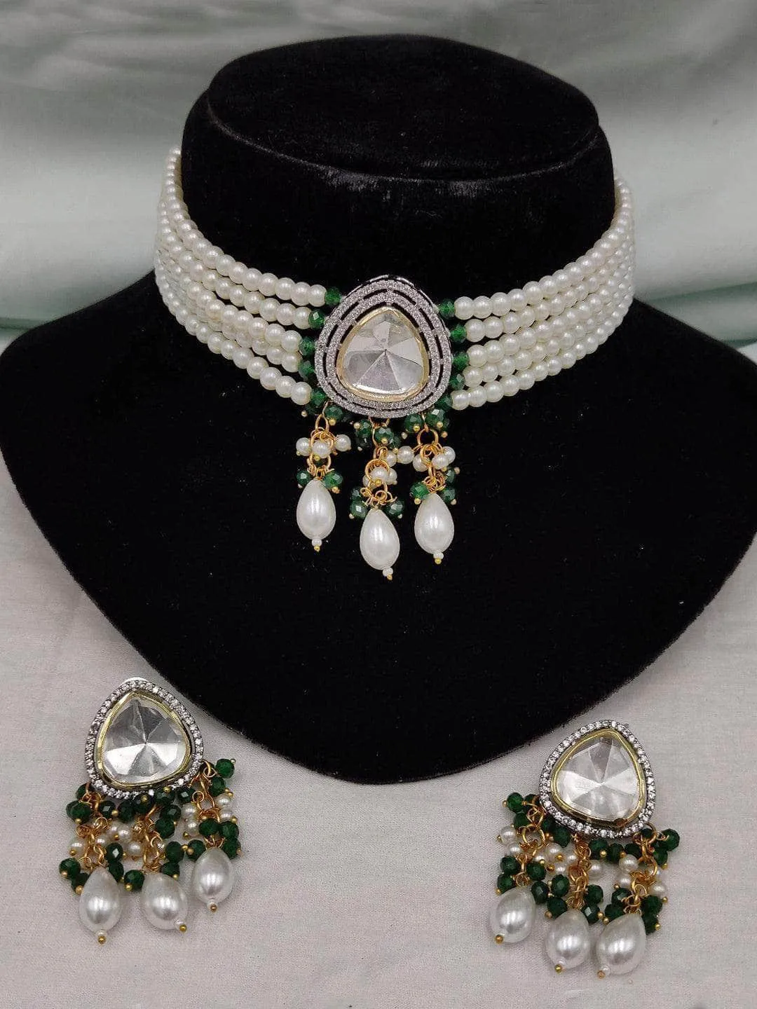 Kundan Stone Choker Necklace Set