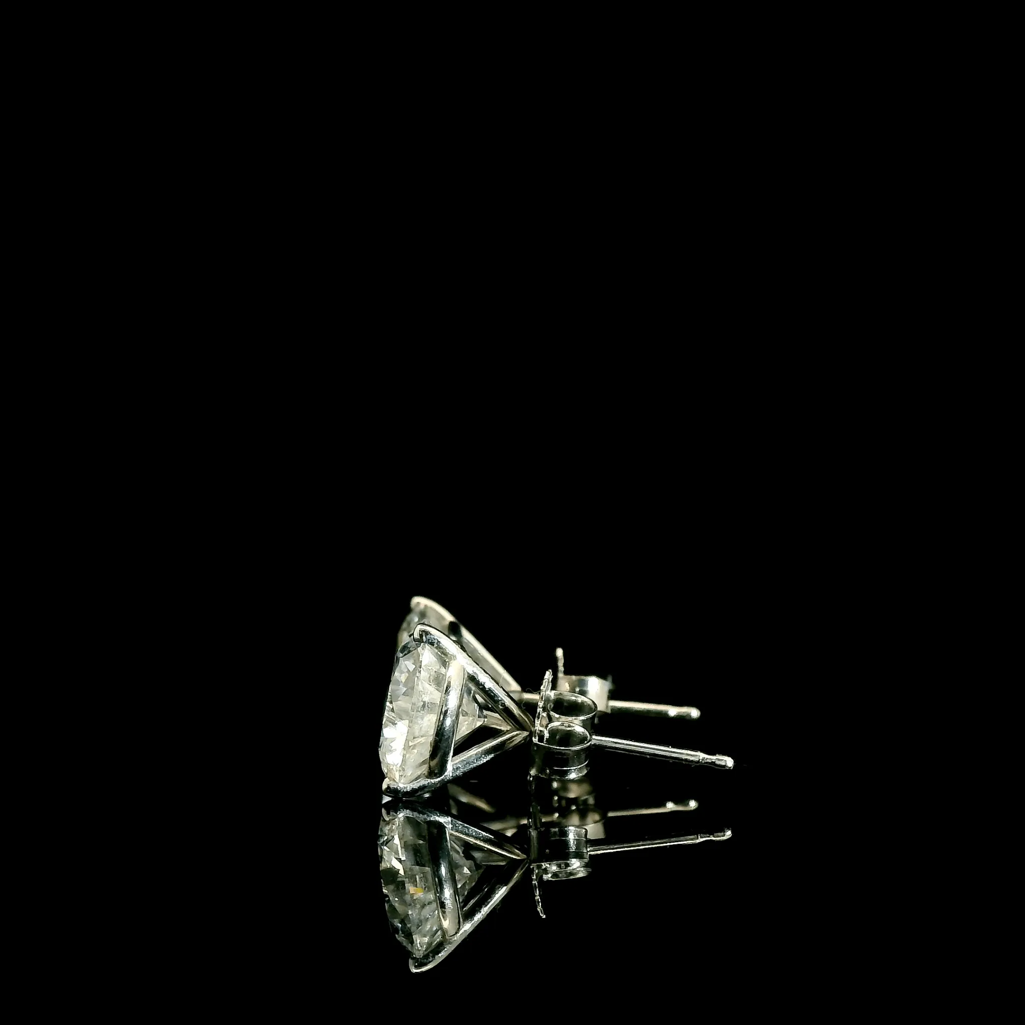 Lab Grown Diamond Stud Earrings