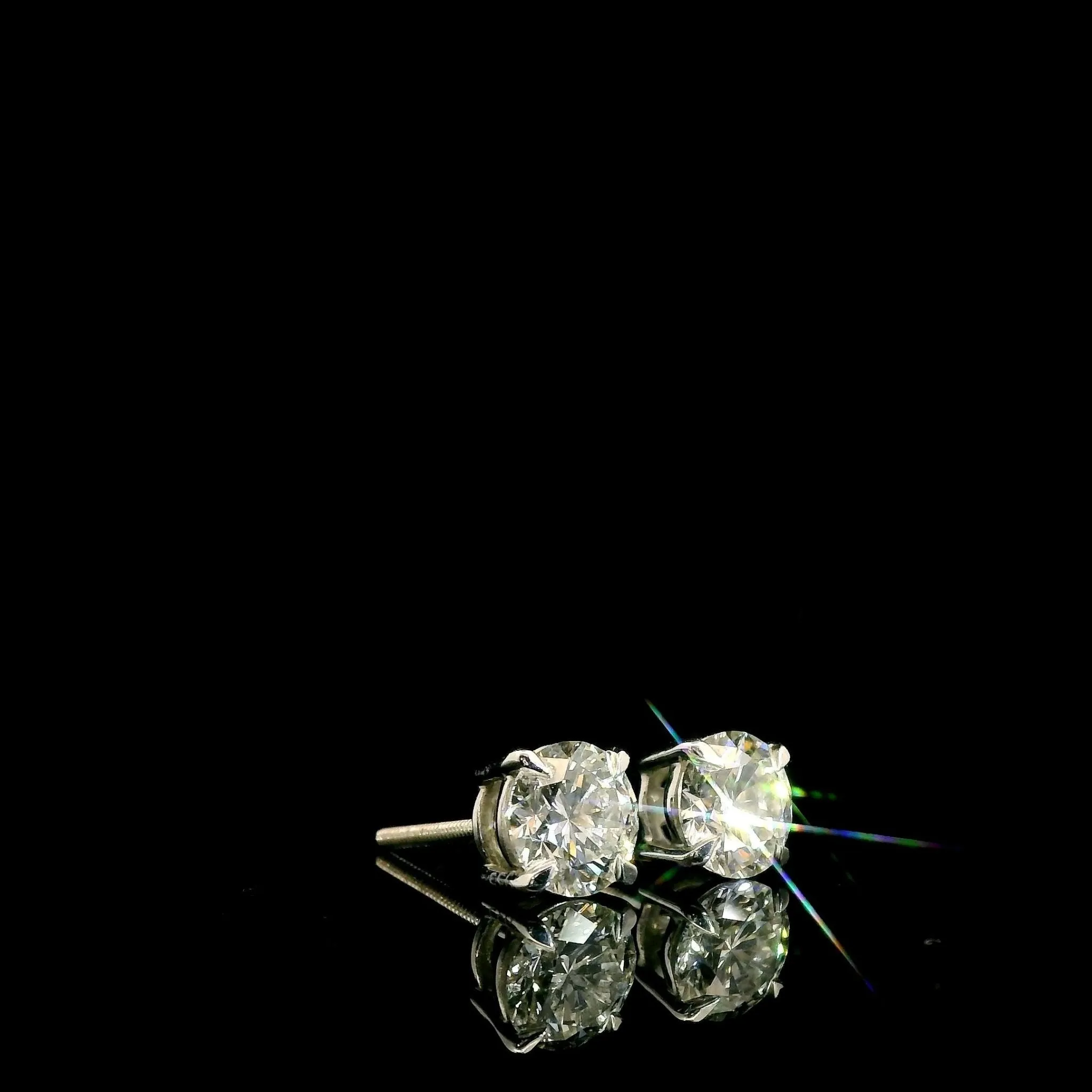 Lab Grown Diamond Stud Earrings