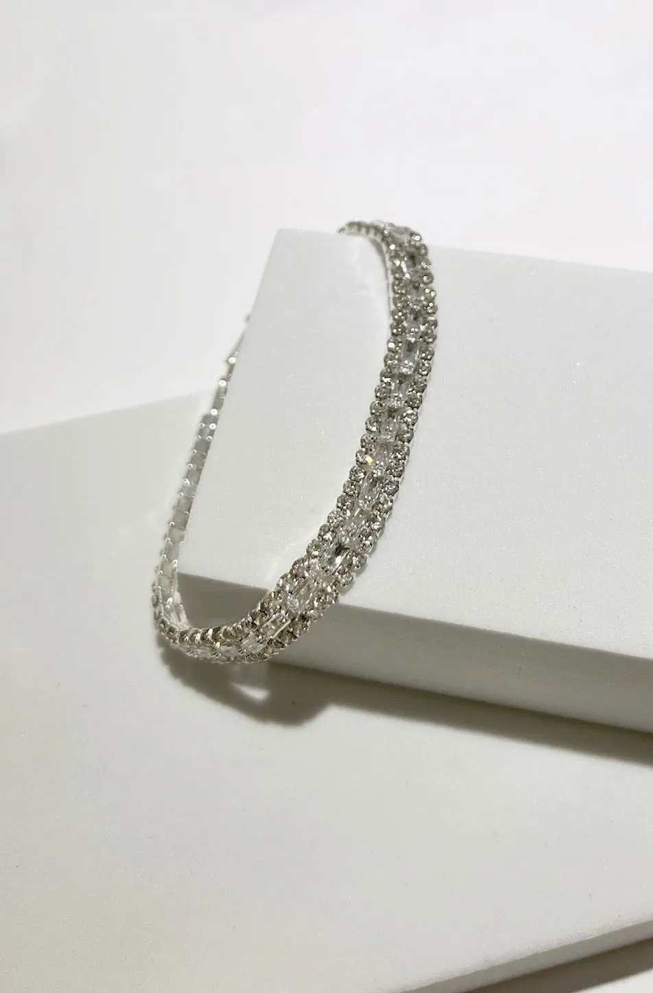 Perfectly Upscale Rhinestones Bracelet