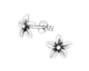 Silver Flower Ear Stud - Beautiful Floral Design for Elegant Style