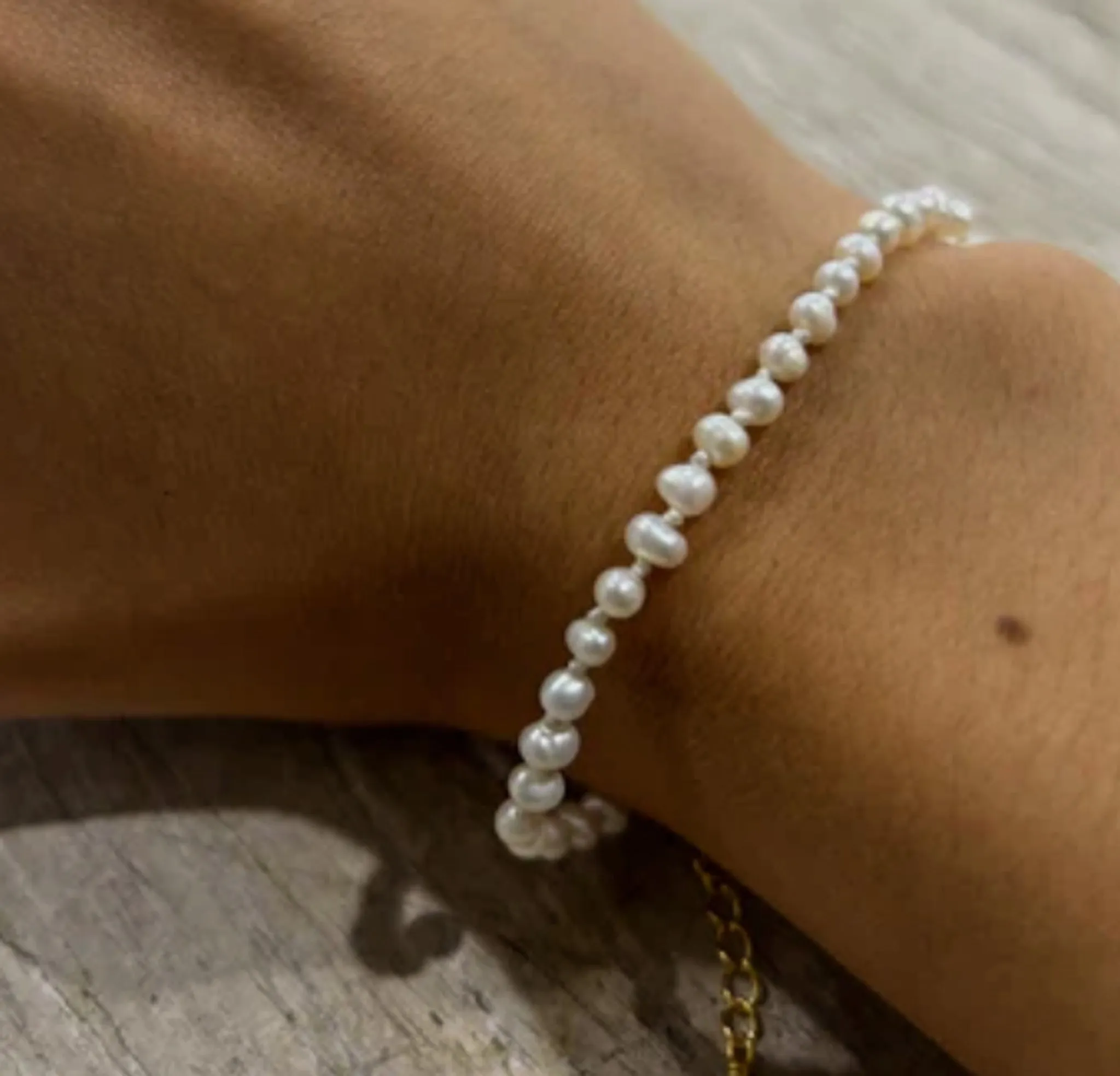 The Coast Pearl Bracelet Gold